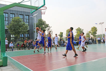 我队参加省地矿系统篮球友谊赛