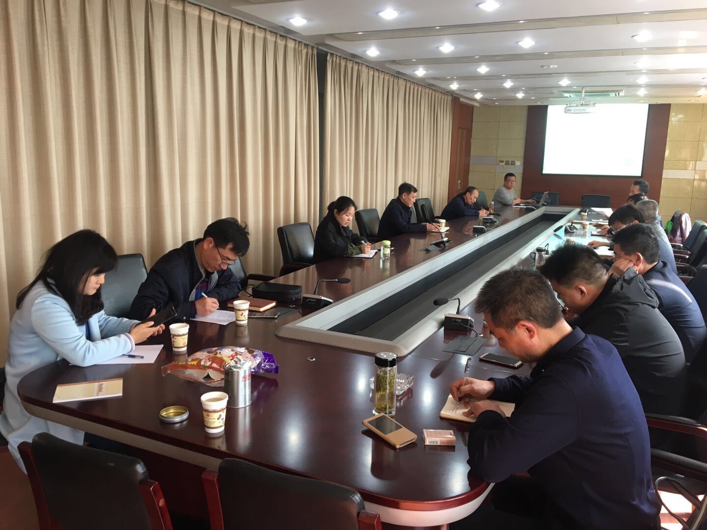 徐州市县级发证矿山2017年度矿山储量年报顺利通过专家评审