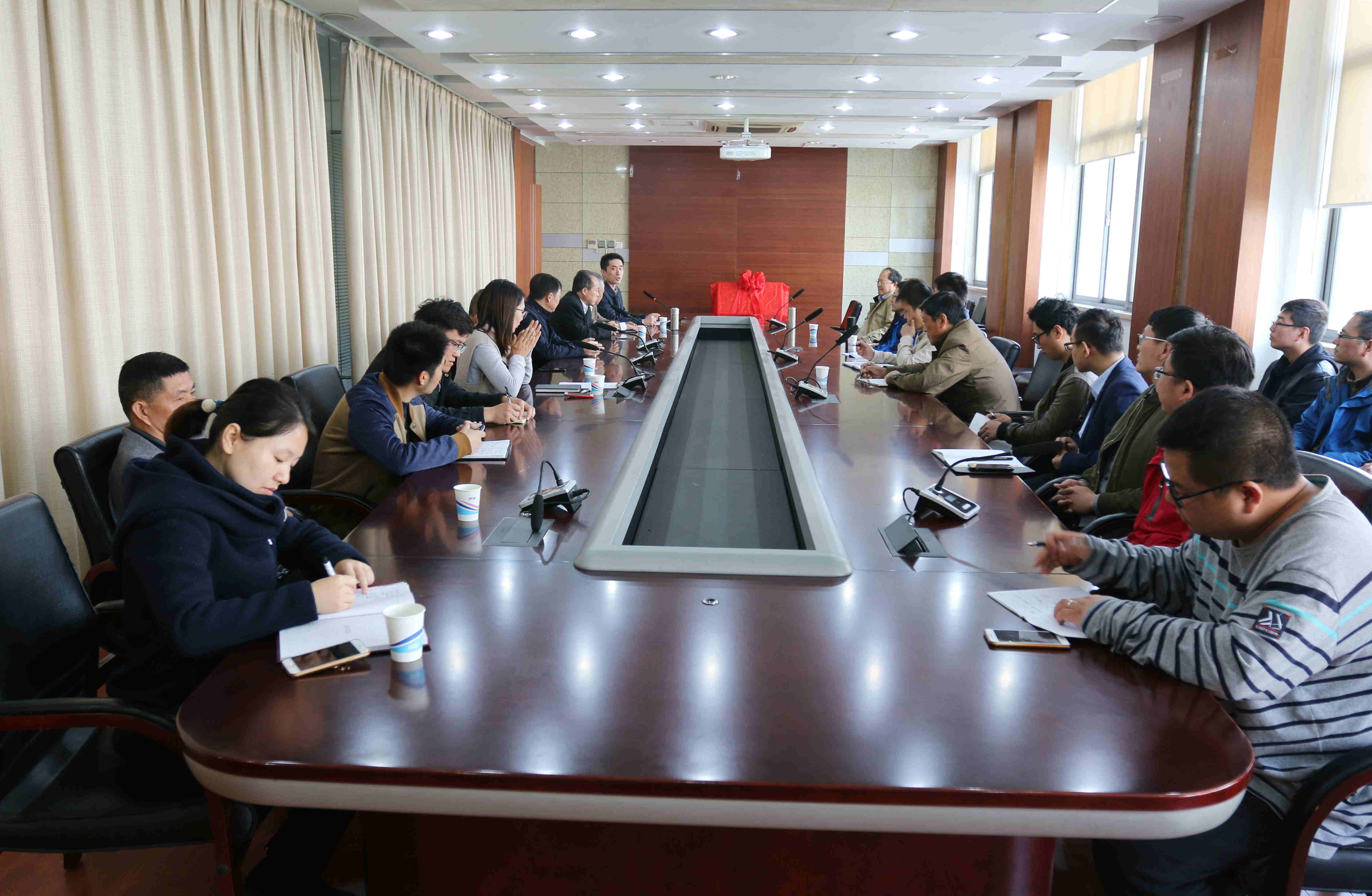 “中国科学技术大学地空学院教学科研实习基地”在地质五队揭牌