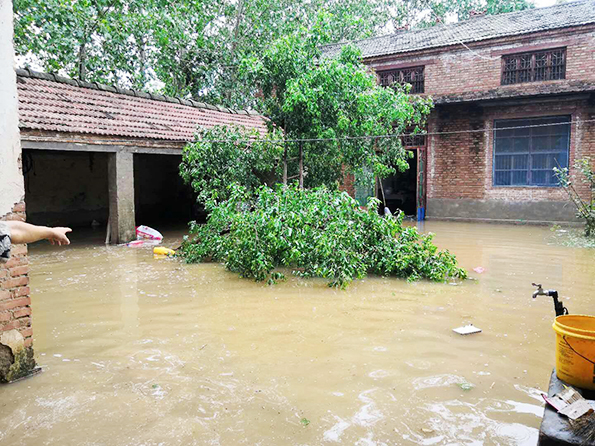 徐州应急中心奋战台风受灾抢险第一线