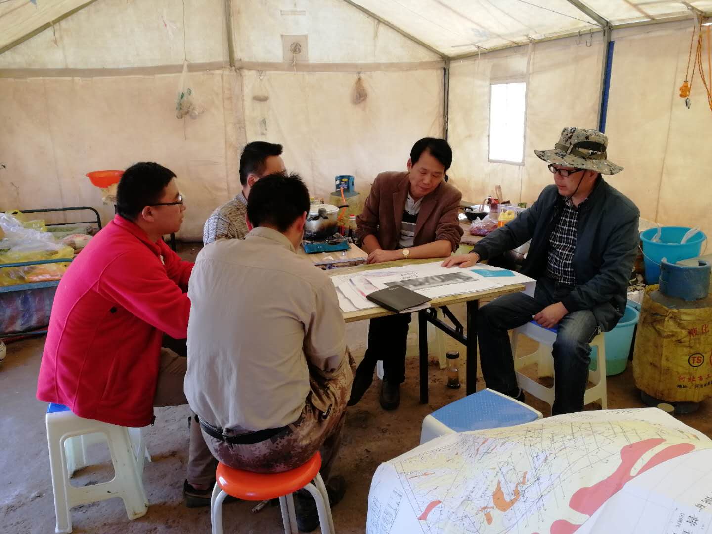 局地质处赴青海对我队德令哈项目进行质量检查