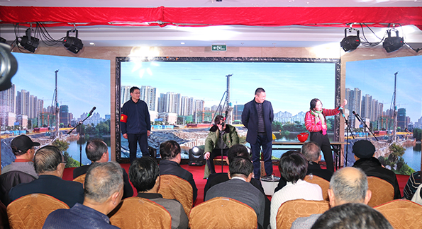 队举办庆祝建队六十周年职工文艺汇演