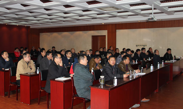 学习建筑法律知识 增强用法维权意识——我队举行《建筑企业常见法律风险与防范》专题法律讲座