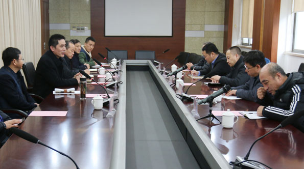 山东正元地质勘查院雷会东一行到我队开展工作交流