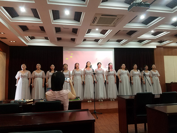 苏北片“江苏地矿‘歌颂祖国’职工歌咏大会”节目审核工作在我队举行