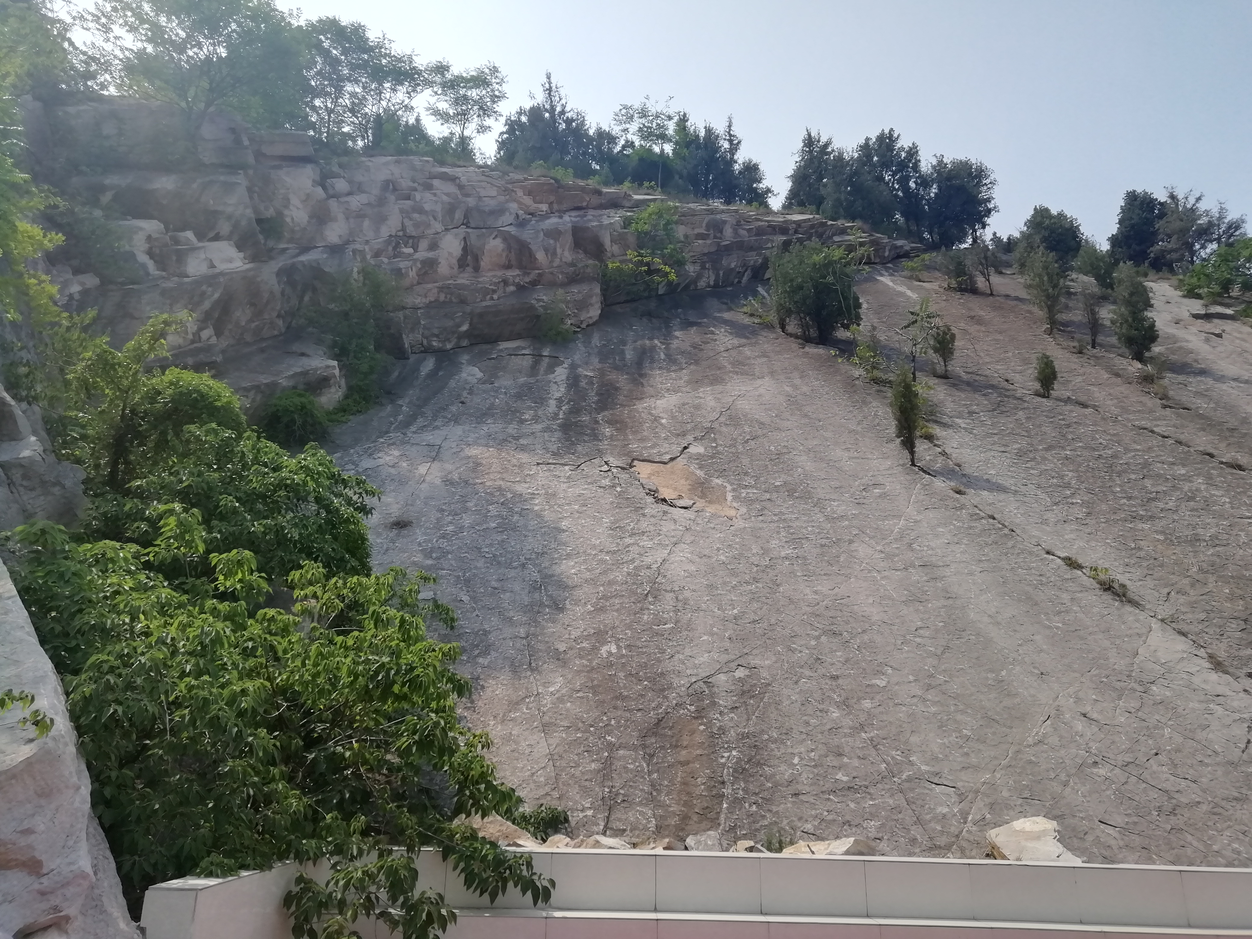 技术中心地质灾害隐患汛期巡查工作顺利开展