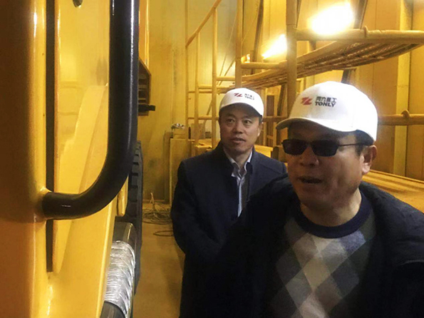 周贤金赴涂料厂西北办事处督导检查安全生产工作