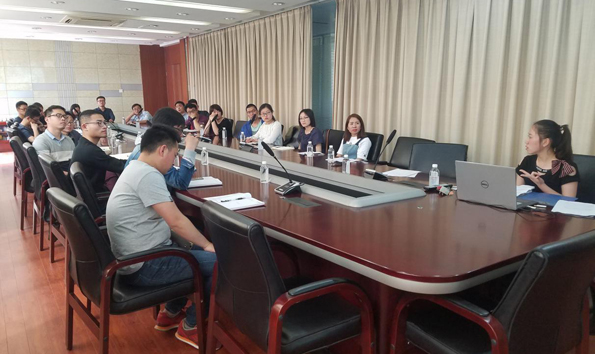 “高举团旗跟党走，青春建功新时代” ——队团委开展主题团日系列活动