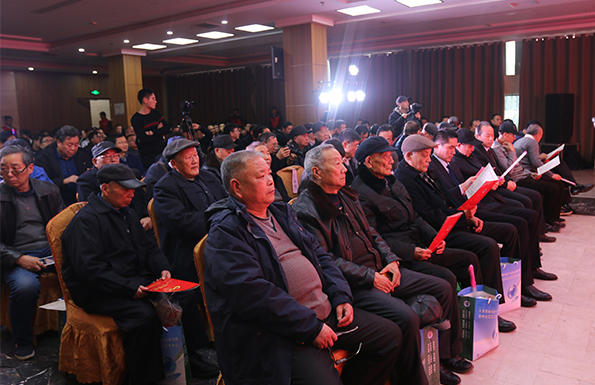 队举办庆祝建队六十周年职工文艺汇演