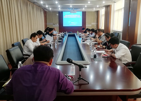 乔祥云为机关党支部讲专题党课