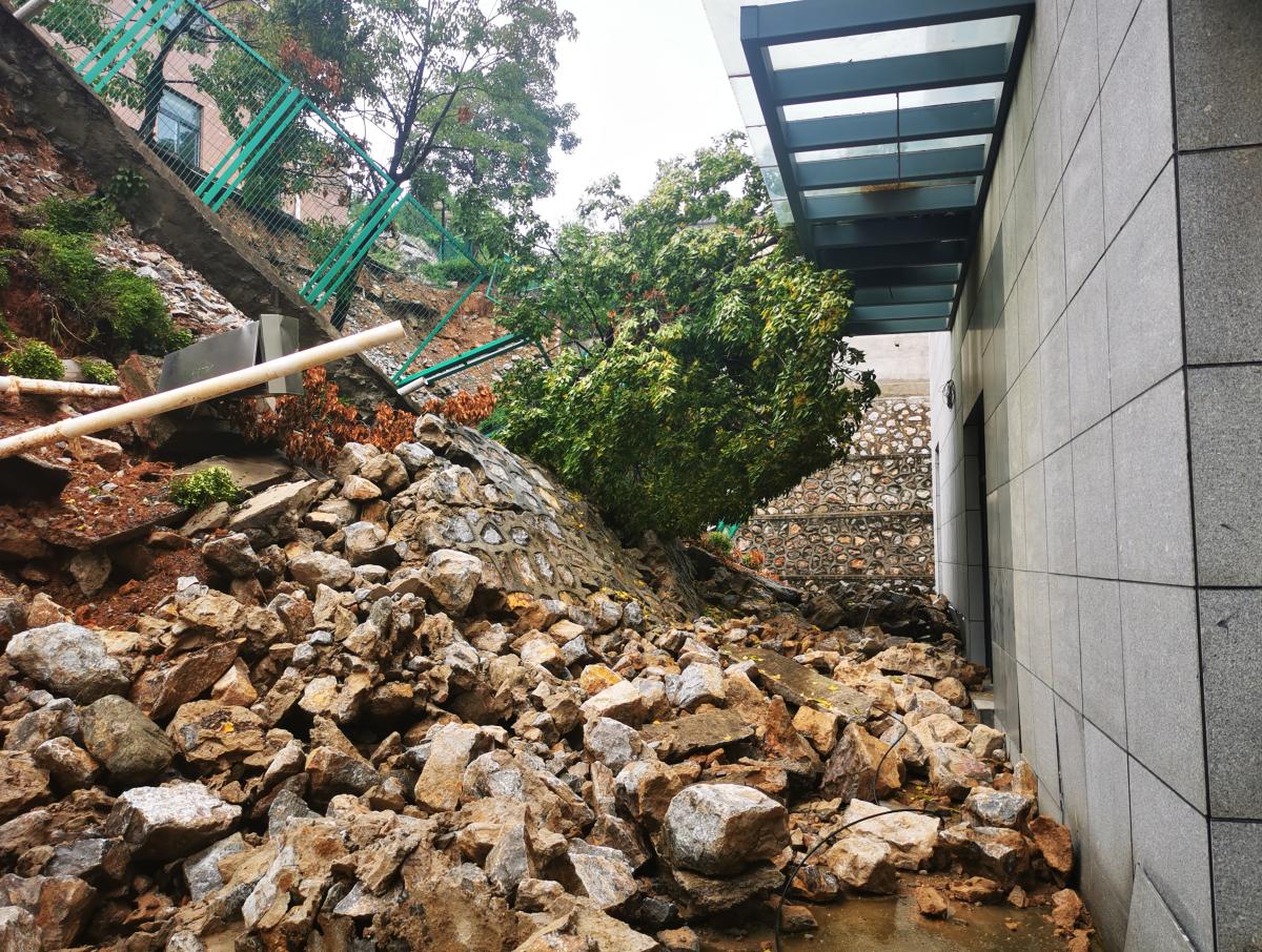 徐州技术中心应急处置一起突发地灾险情